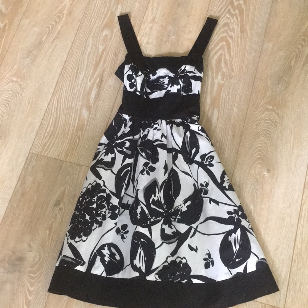 Juniors dress